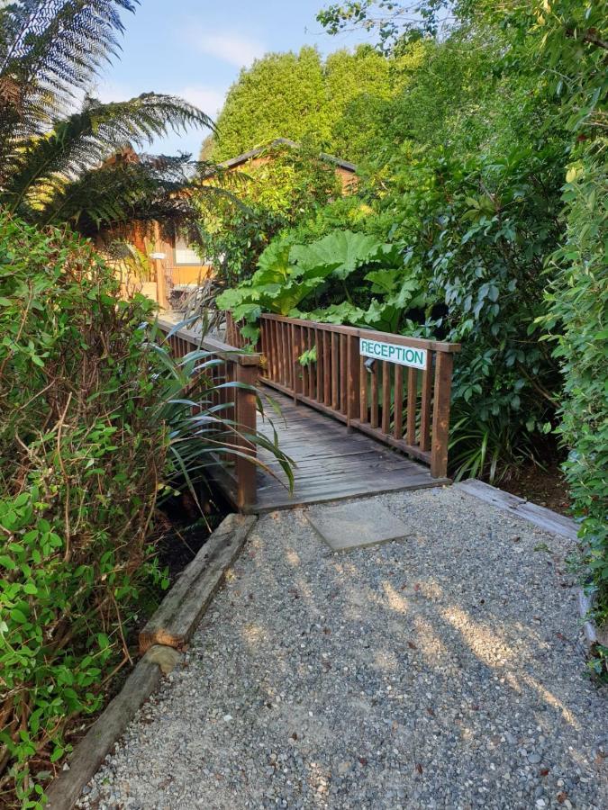 Lake Brunner Country Motel & Holiday Park Moana Exterior foto